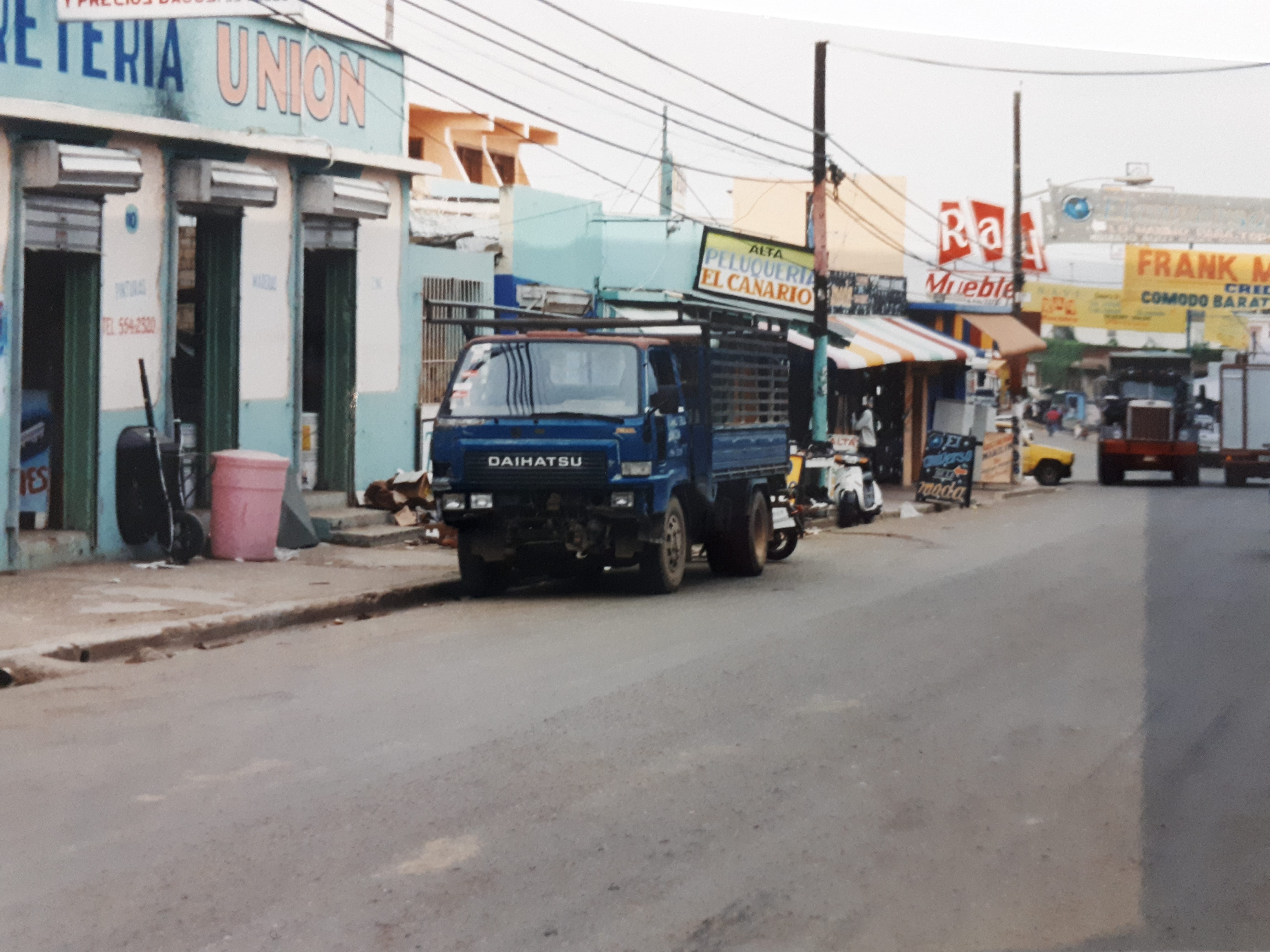 toujours la République Dominicaine. La deuxième photo était une école